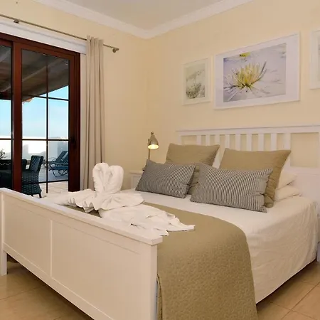 Villa Playa Blanca Sleeps 6 Pool Air Con Wifi *