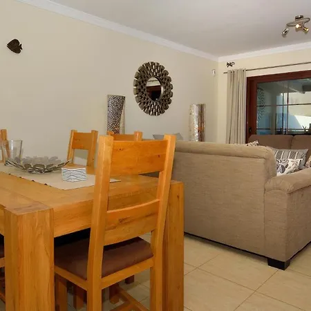 Playa Blanca Sleeps 6 Pool Air Con Wifi Villa Playa Blanca (Lanzarote)